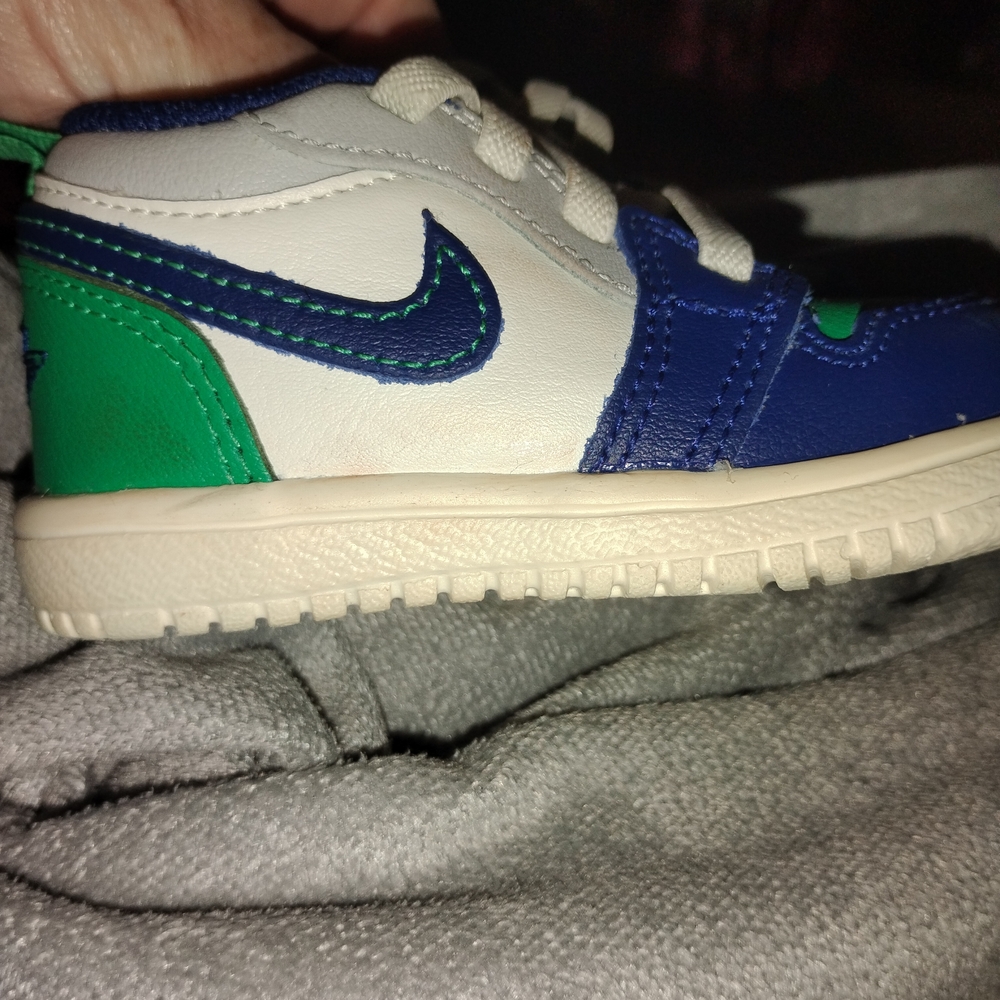 Nike Kids Blue and Green Sneakers